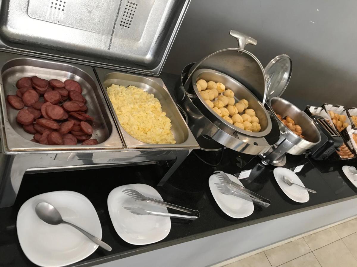 Summit Suites Hotel بينداموهانغابا المظهر الخارجي الصورة