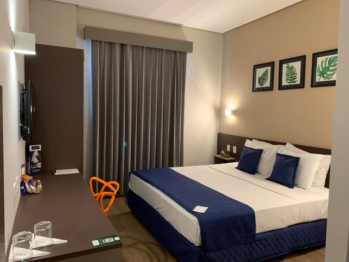 Summit Suites Hotel بينداموهانغابا المظهر الخارجي الصورة