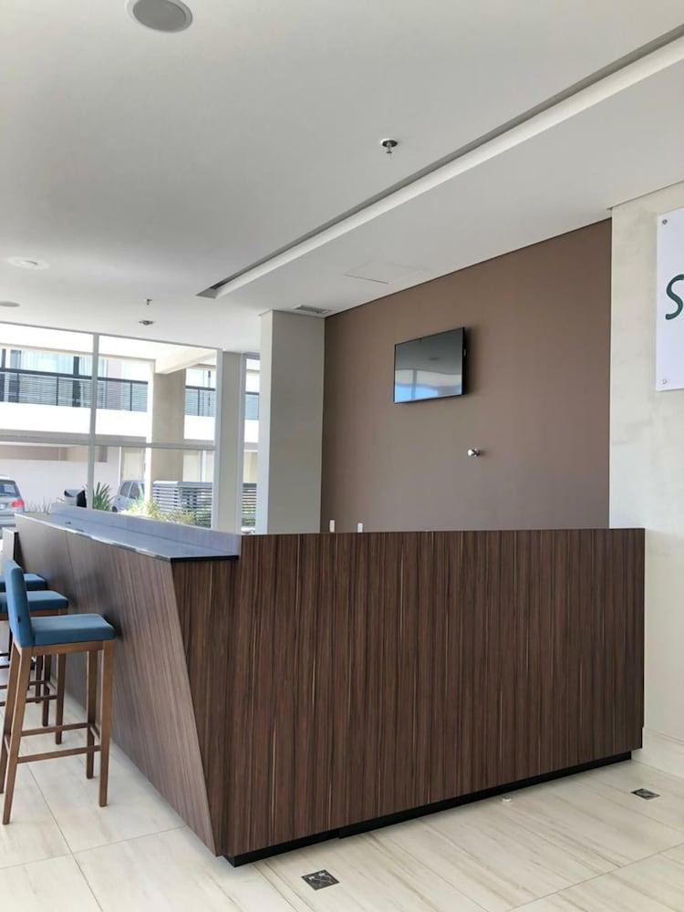 Summit Suites Hotel بينداموهانغابا المظهر الخارجي الصورة