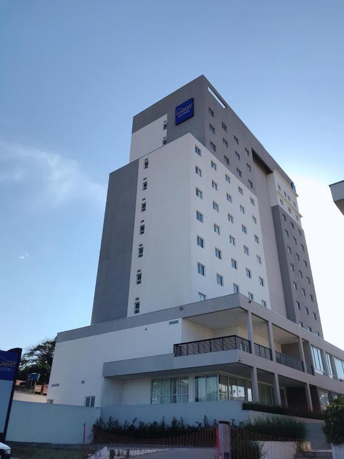 Summit Suites Hotel بينداموهانغابا المظهر الخارجي الصورة